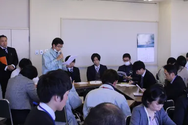 前回の職員研修(2016年12月20日・21日)開催風景2