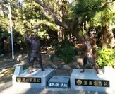 引間城跡(浜松元城町東照宮)の二公像
