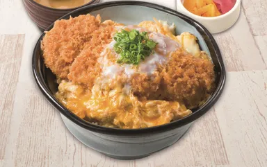 でっかく勝つ！丼 1,180円（税別）