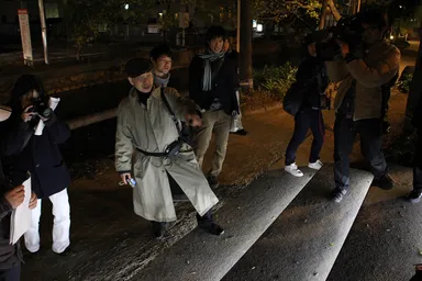 面出団長率いる「照明探偵団」2