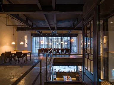 イタリアンレストラン「Auguri」2階