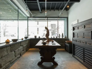 ギャラリースペース「SOMOZA」