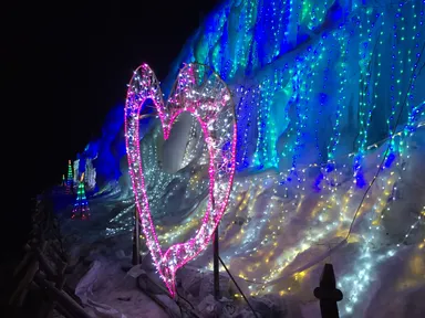 氷柱白糸イルミネーション4