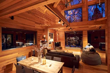 A賞「CORONA ESCAPE LODGE」内観1