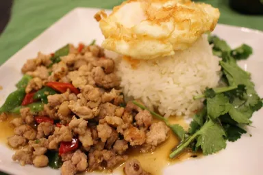 ガパオ風パクライス