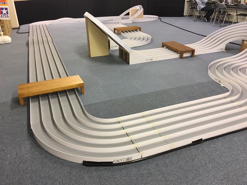 大阪・日本橋のミニ四駆スペースDRIBARLABOが
全国大会の出場権を懸けたイベントを2月5日に開催！