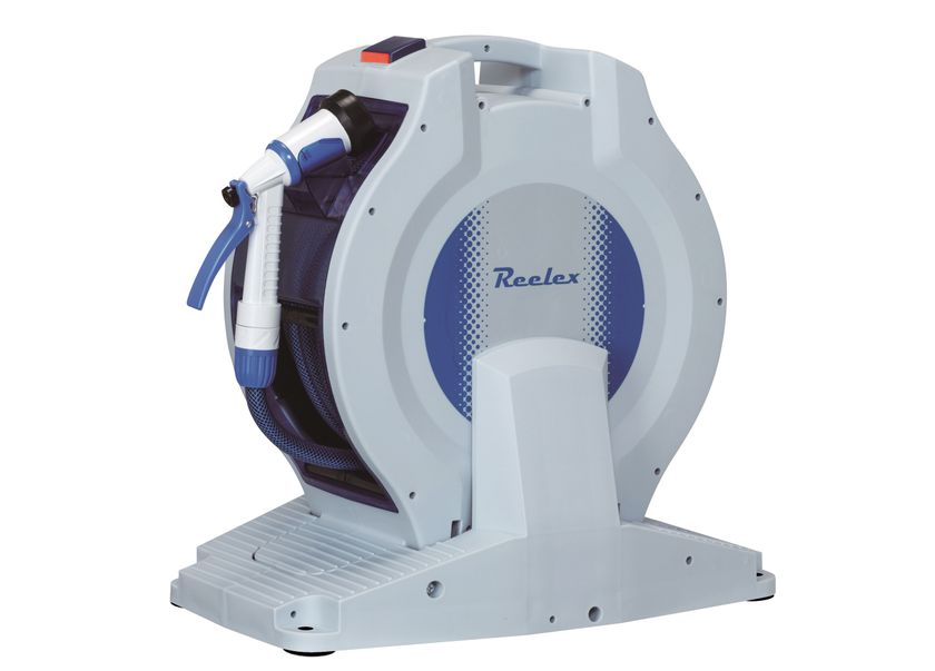ワンプッシュで簡単自動巻き取り！
家庭用散水ホースリール「リーレックス ウォーター」
新発売　
～巻き取り時のイライラを軽減～
