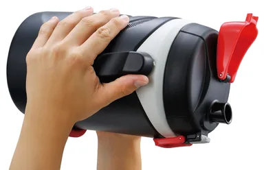 両手でしっかり持てるボディデザイン