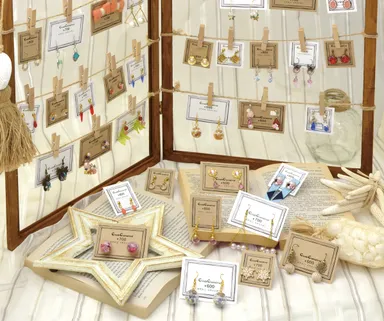 OA対応　ピアス台紙2