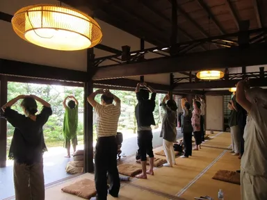 禅の健康法・手の温もり呼吸法の定期講座01