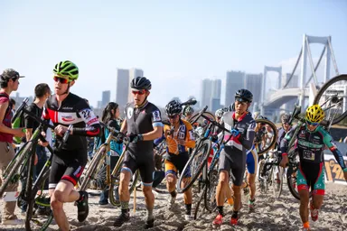 男子エリートスタート