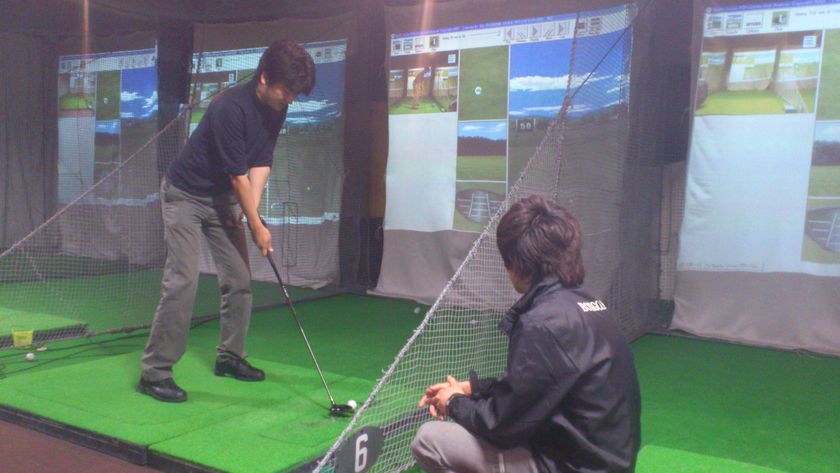 プロゴルファーへゴルフスクール開業パッケージを提供
~練習場の打席と運営インフラをプロゴルファーに賃貸~