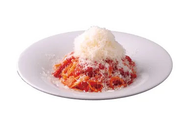 山盛りチーズの味わい深いアマトリチャーナ