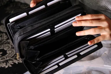 カード類は30枚収納可能