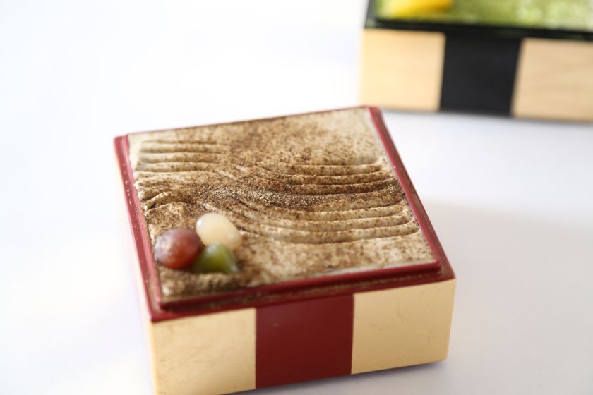 はちみつに含まれる糖質「パラチノース」配合×厳選した
日本各地の茶葉　
オナカもココロも癒やされる“和”スローカロリースイーツ
銀座「茶CAFE竹若」にて2月6日より提供開始