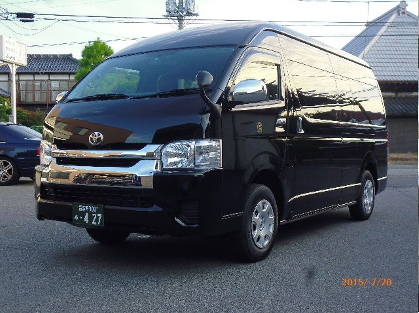 羽田空港の送迎に9人乗り対応「ジャンボハイヤー」、
VIP対応「ハイグレード」プランを開始！