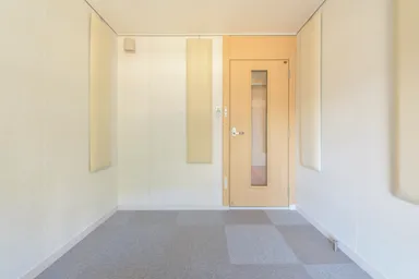 防音ルームの内観2