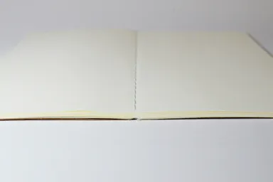 RO-BIKINOTE 180°開く