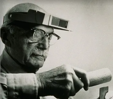 創業者ラザール・キャプラン