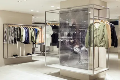 阪急メンズ東京店 内観2