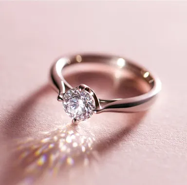 着用商品(アンティアーレ)