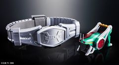 「仮面ライダーカブト」地獄兄弟の変身ベルトが大人向けにハイスペックで登場