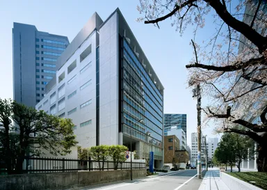 四谷メディカルキューブ概観