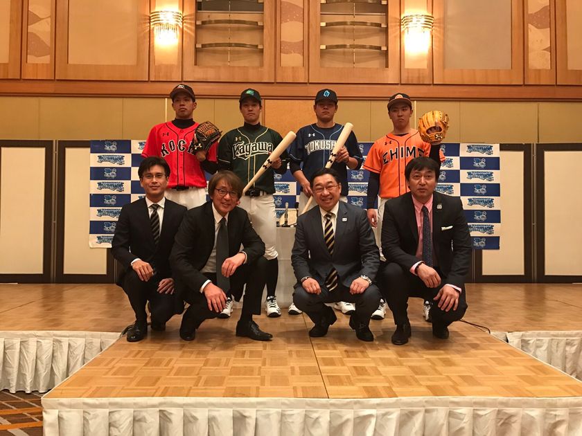 子供向けスポーツスクール業界実績No.1のリーフラス　
四国アイランドリーグplusとスクールパートナー契約を締結