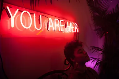 イメージ03_Logan White