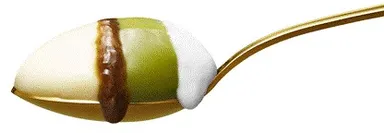 重ねドルチェ　抹茶のティラミス　スプーンカット