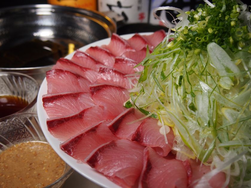 都会のど真ん中!大手町で「鰤のしゃぶしゃぶ」と旨い酒を飲む