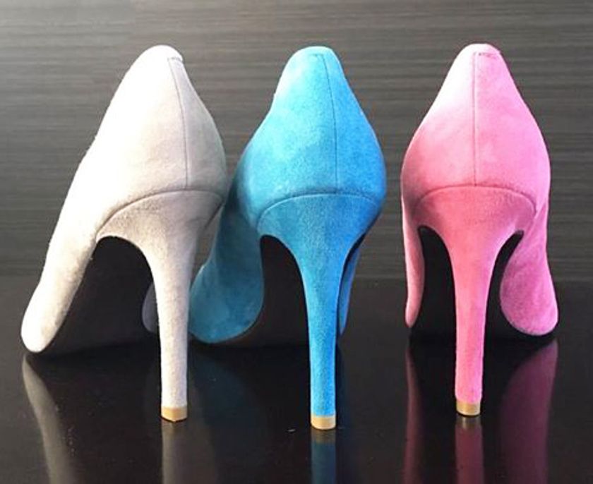 新シリーズを約50％OFFで手に入れるチャンスは、あと6日！
高級ハイヒールブランド“リベラシオン”の
クラウドファンディングを3月6日まで開催中