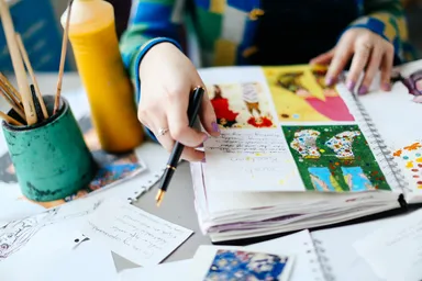 Courtney Burnan, BA (Hons) Fashion Illustration, London College of fashion