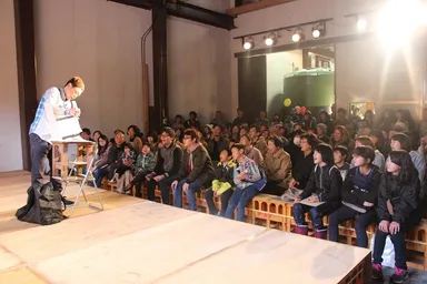 吉本お笑いライブ