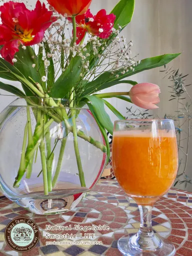 「旬」の息吹を全身に届ける「こだわり栽培の野菜スムージー」