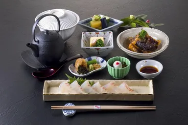 「鯛茶漬け御膳」