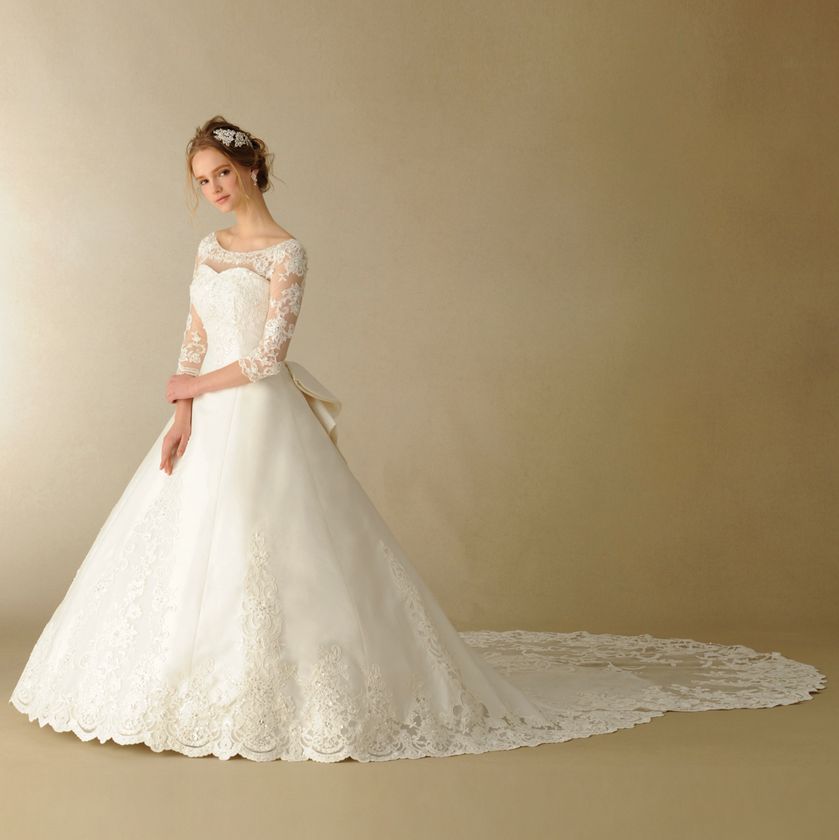TAKAMI BRIDAL オリジナルドレスコレクション
2017年 Spring/Summer 新作発表
