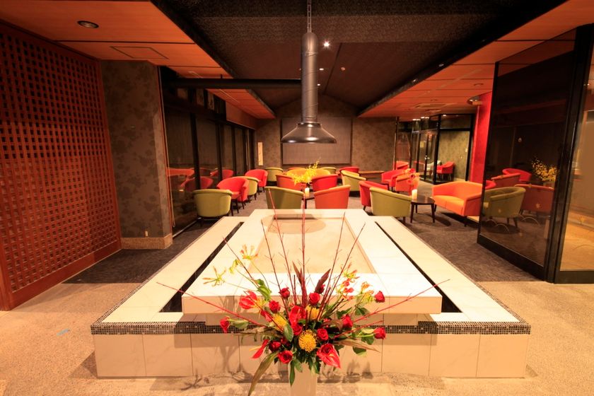 【開業1周年】プレゼント企画 当選者発表
【露天付き和室1泊2食付宿泊券】を2名1組様 約4万円相当をプレゼント