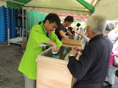 お茶の詰め放題 イメージ