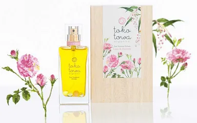 国際部門優秀賞「tokotowa organics：ピュアトリートメントパフューム」