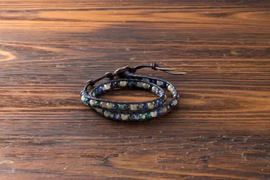 CHAN LUU STONE 2ROW BRACELET カラー：ネイビー 価格：￥13,000(税別)