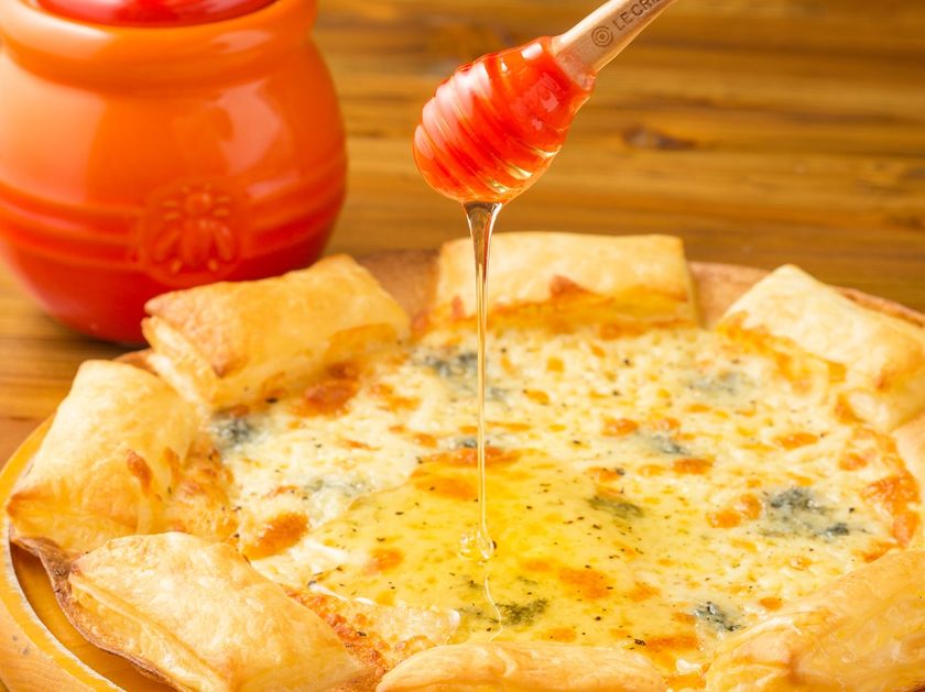 『8』のつく日は“はちみつ”かけ放題のメニュー3品半額！
「BEE HOUSE 渋谷店」でキャンペーンを実施