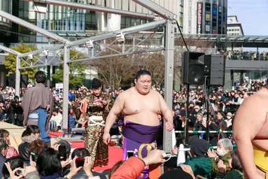 イベントに出演した豪栄道関