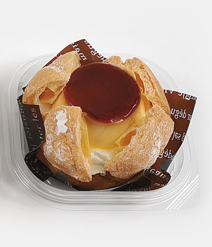 シューの中にプリン？！
