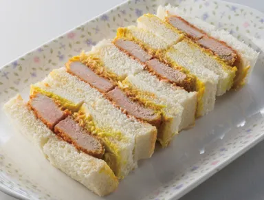 「なおらい」豚ヘレカツサンド