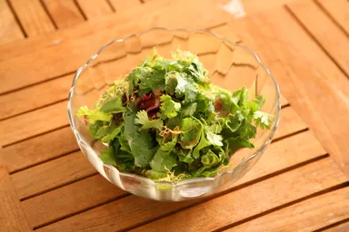 パクチーサラダ