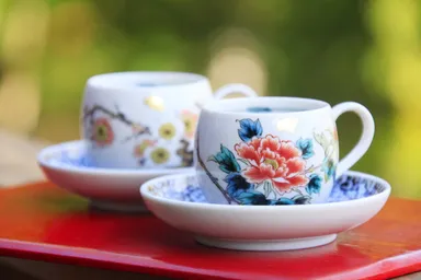 九谷焼のコーヒーカップ