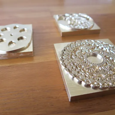 版は付け替え自由