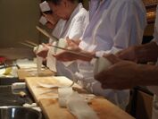 1ヶ月で寿司の基本技術を完全マスターできる！実戦形式にこだわった独自のコンセプトの寿司学校が登場