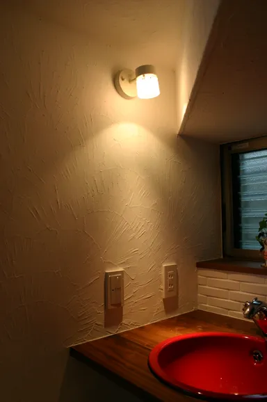 漆喰と照明